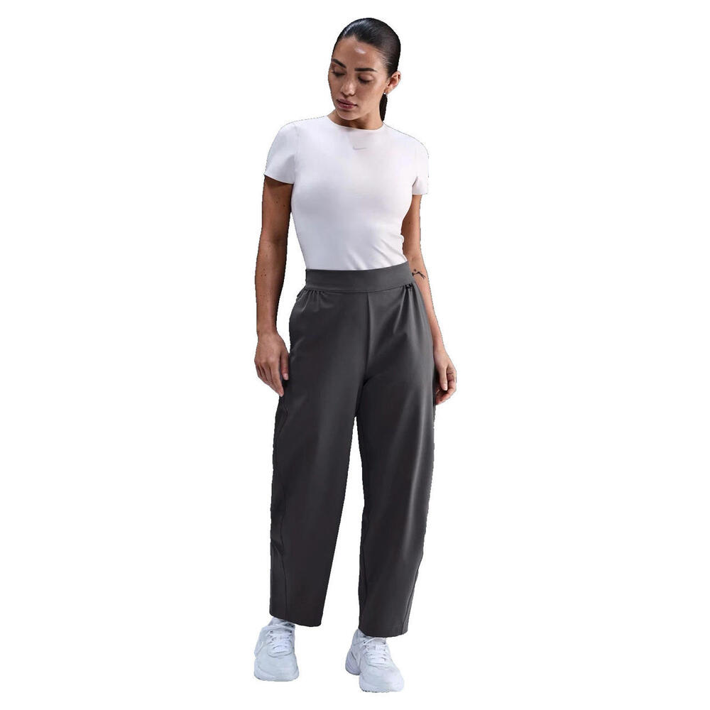 Nike HM8847 Women's Size XL 24.7 Perfect Stretch  High-Waisted Barrel-Leg Pants